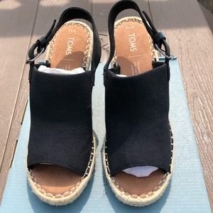 Brand New Toms Monica Mules. Size 7.5